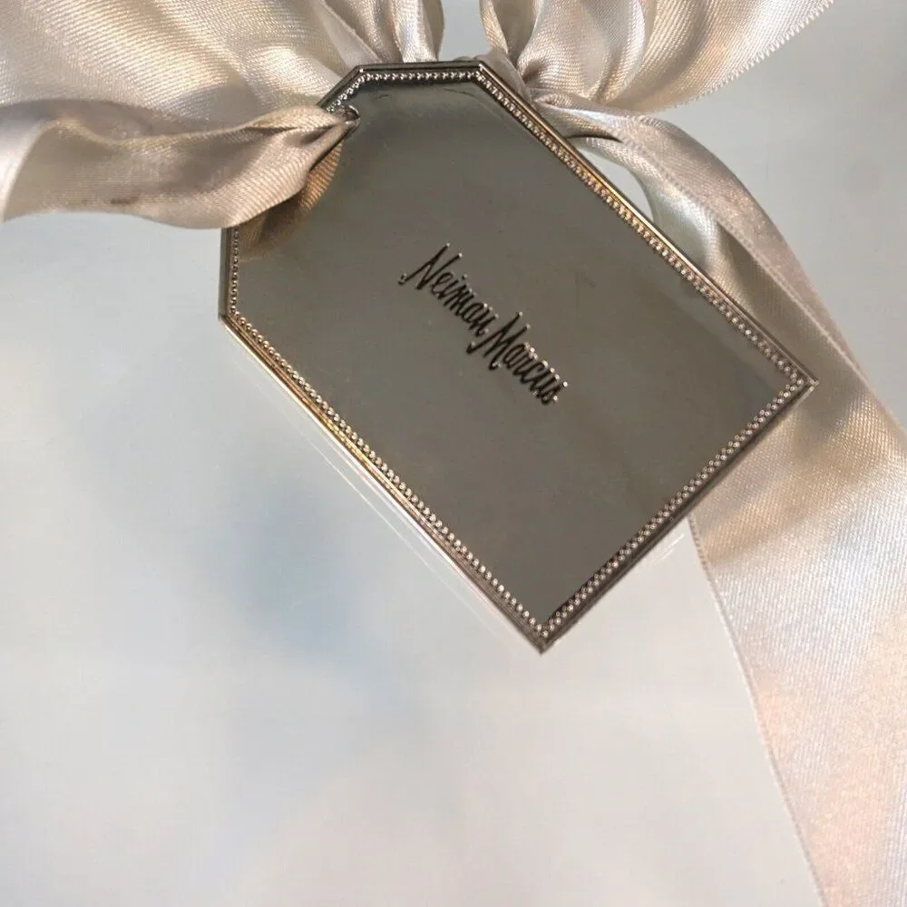 Neiman Marcus Gift Wrap 3 Ribbon Bows With Metal Gift Tag Given From The Heart